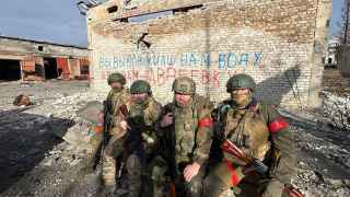 Российские военные после взятия Авдеевки.