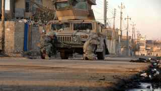 Уличные бои в Мосуле, Ирак               